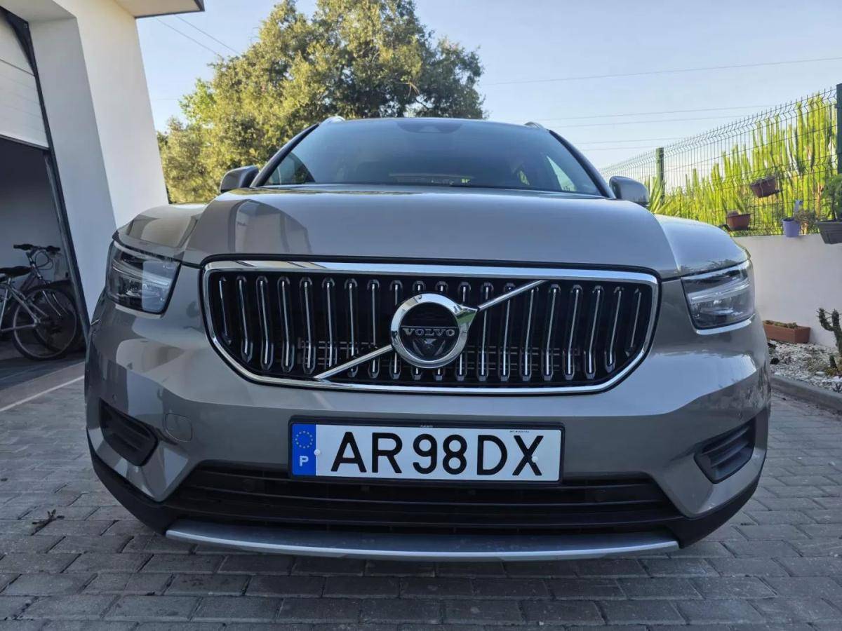 volvo-xc40-2022-hibrido-1477cc