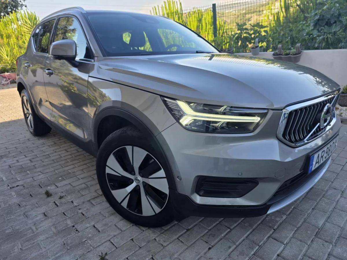 volvo-xc40-2022-hibrido-1477cc