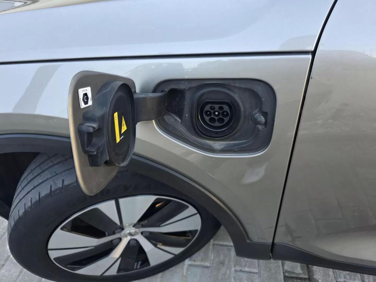 volvo-xc40-2022-hibrido-1477cc