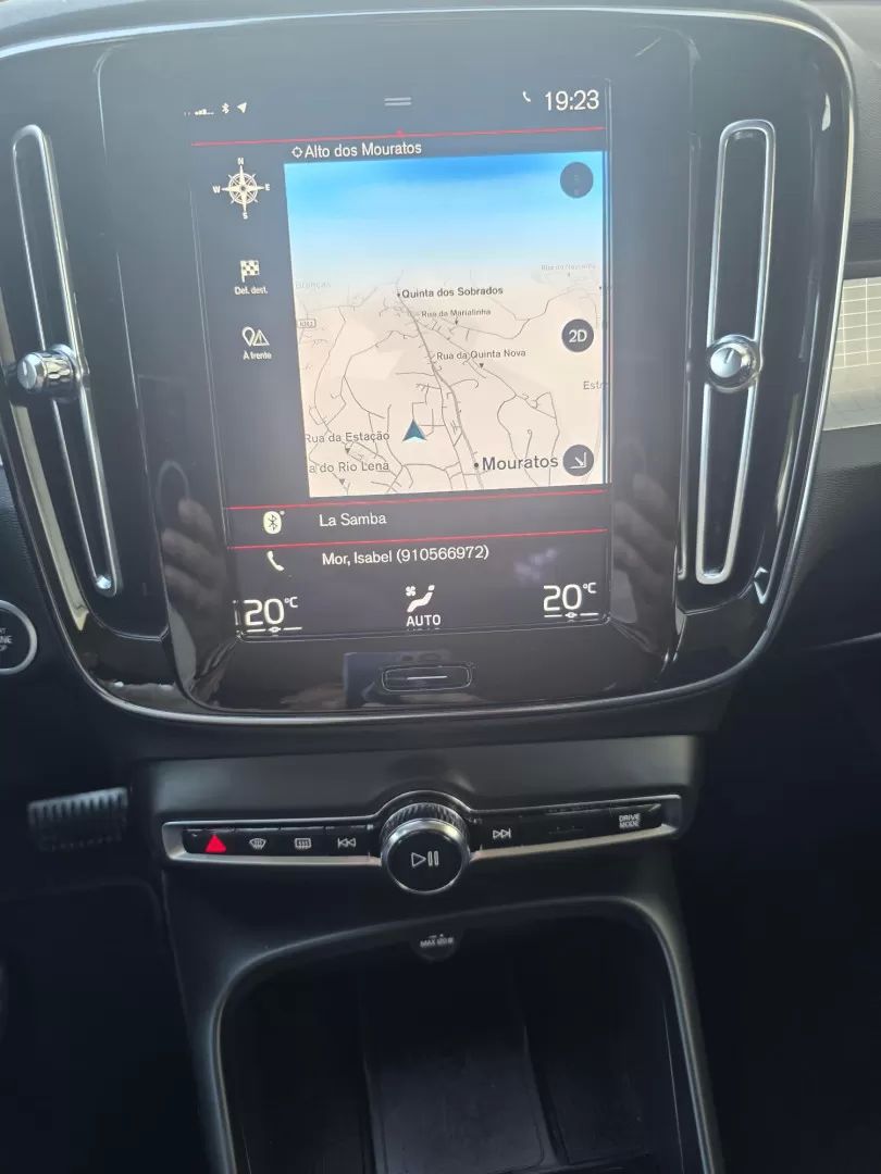 volvo-xc40-2022-hibrido-1477cc