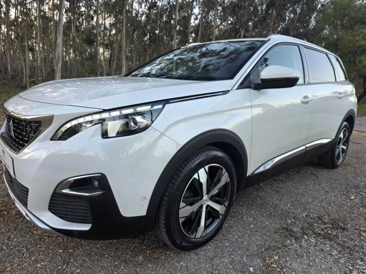 peugeot-5008-2018-gasolina-1199cc