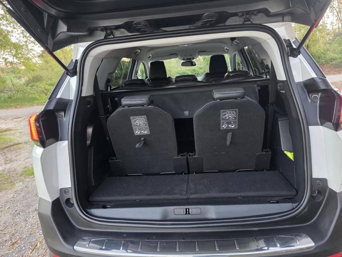 peugeot-5008-2018-gasolina-1199cc
