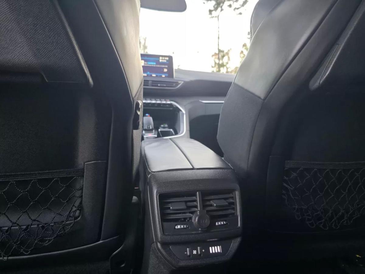 peugeot-5008-2018-gasolina-1199cc