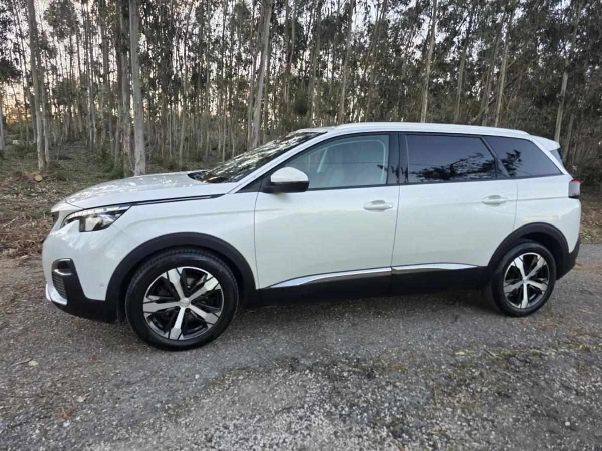 peugeot-5008-2018-gasolina-1199cc