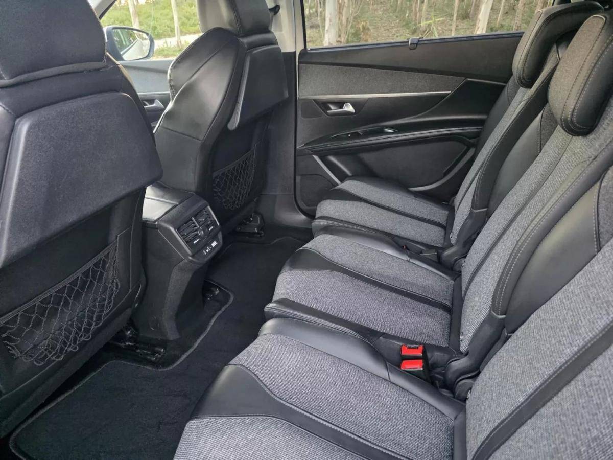 peugeot-5008-2018-gasolina-1199cc