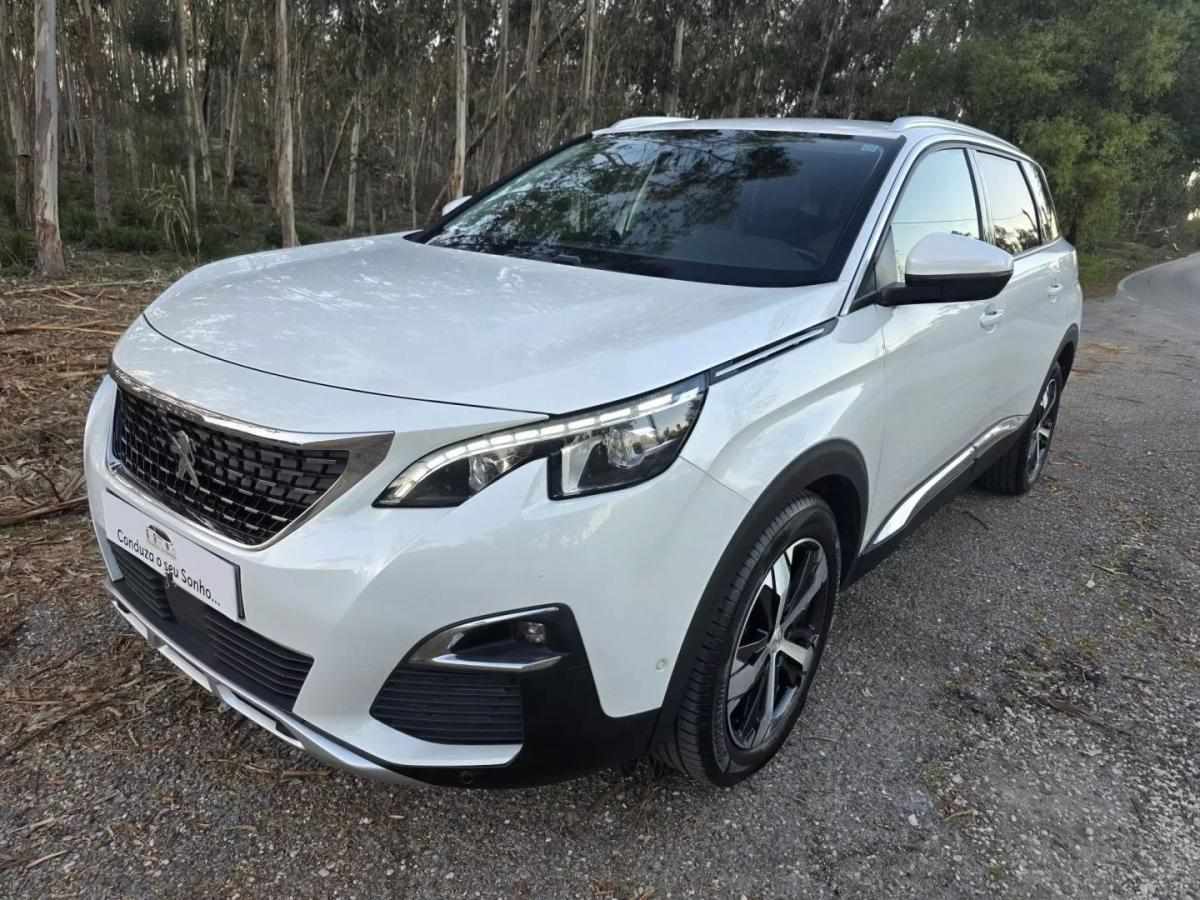 peugeot-5008-2018-gasolina-1199cc