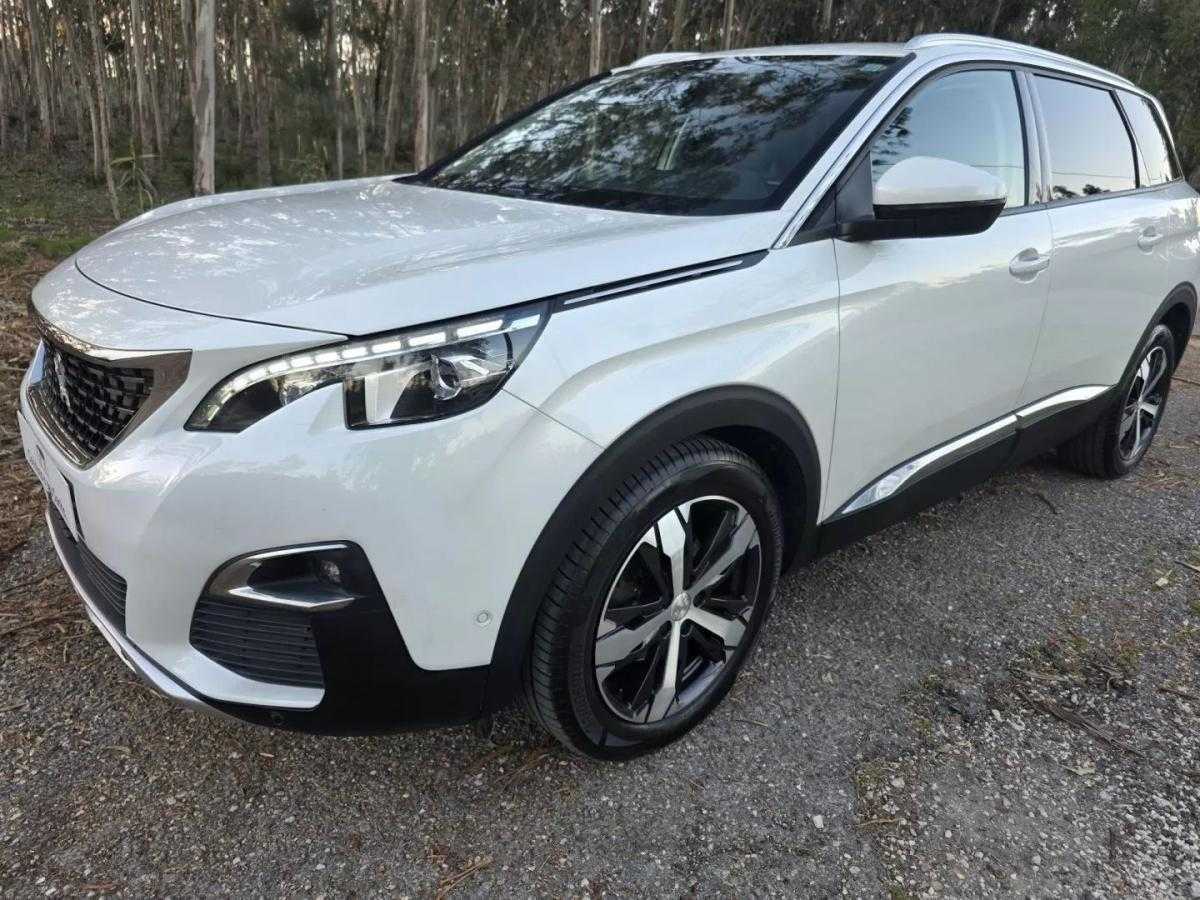 peugeot-5008-2018-gasolina-1199cc