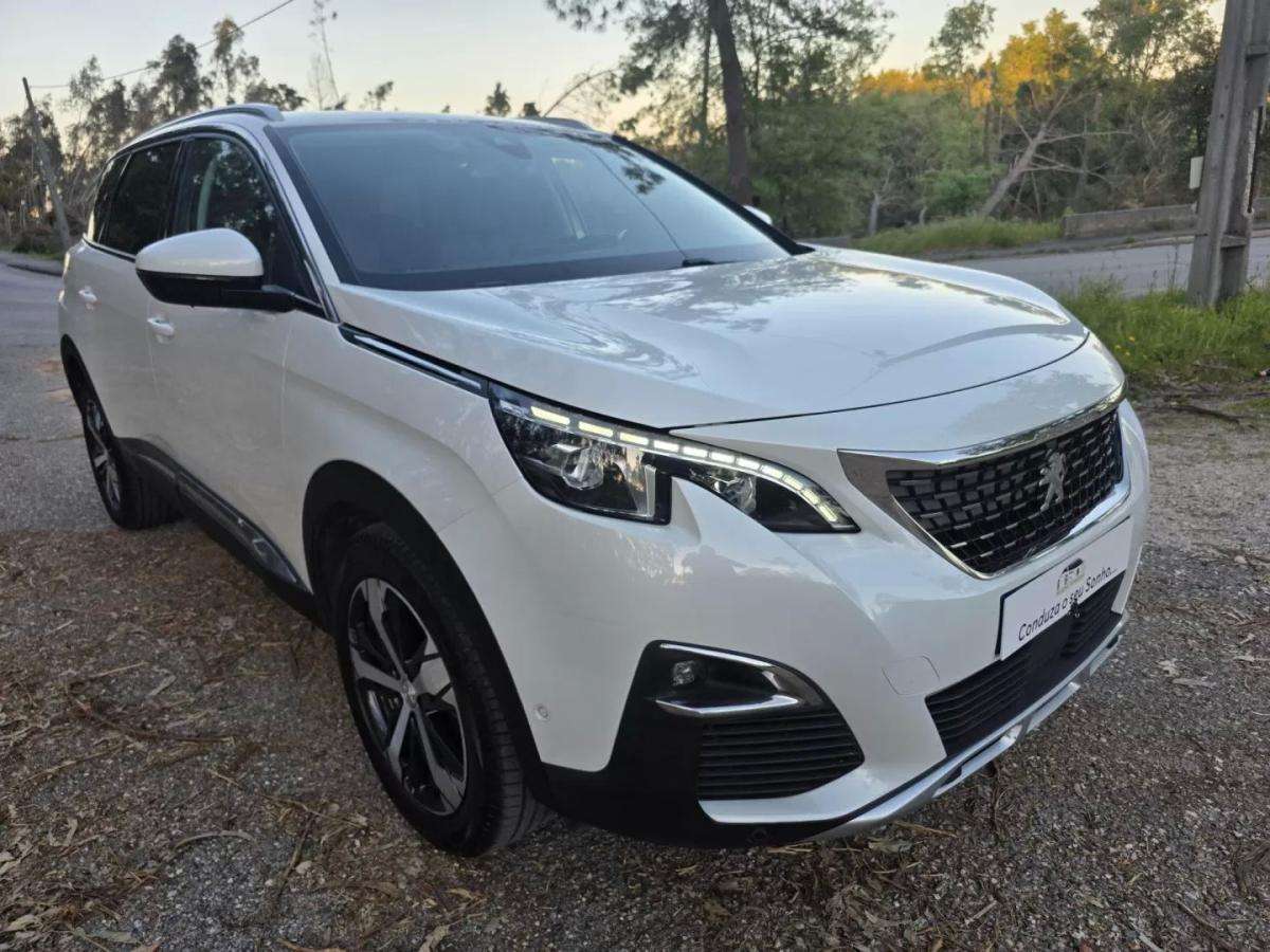 peugeot-5008-2018-gasolina-1199cc