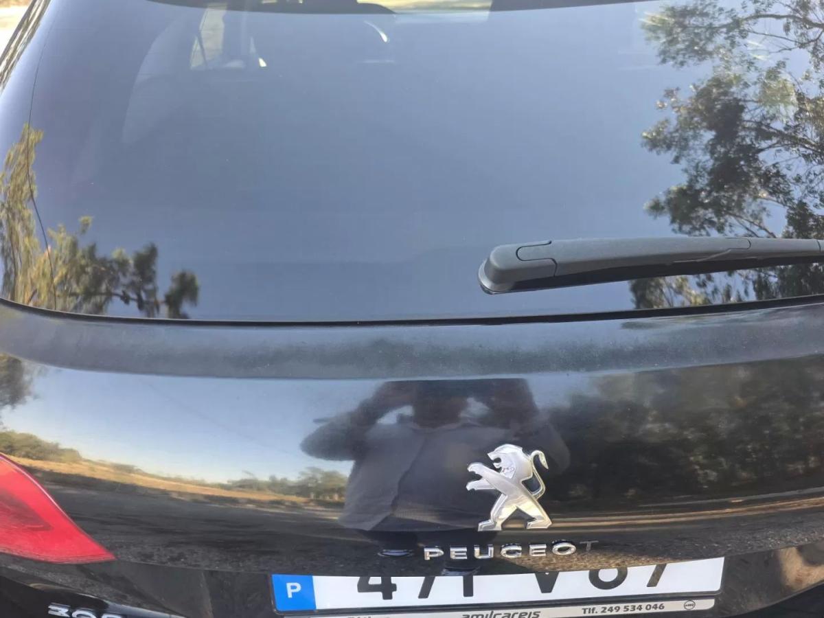 peugeot-308-sw-2015-diesel-1560cc