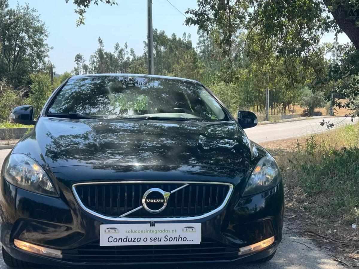 volvo-v40-2017-diesel-1969cc