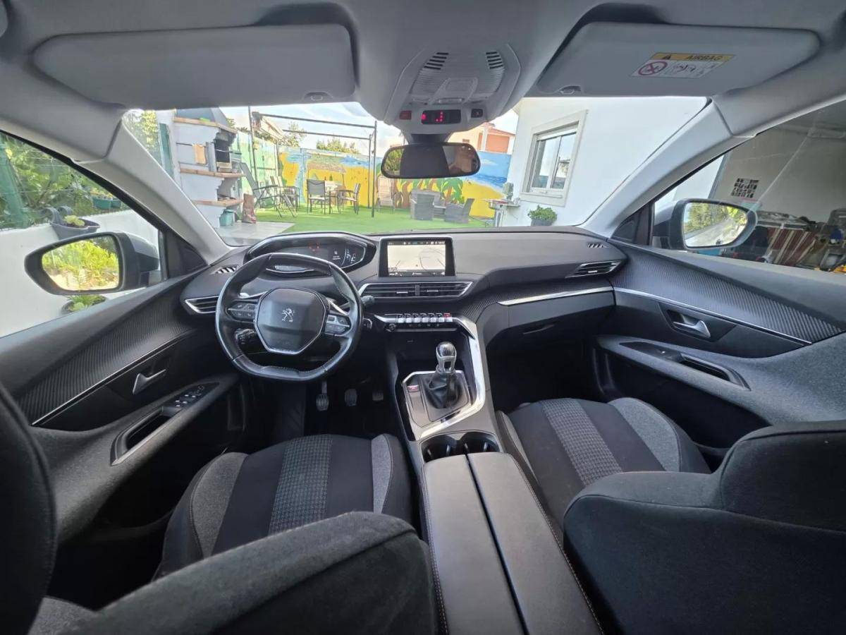 peugeot-3008-2019-diesel-1499cc
