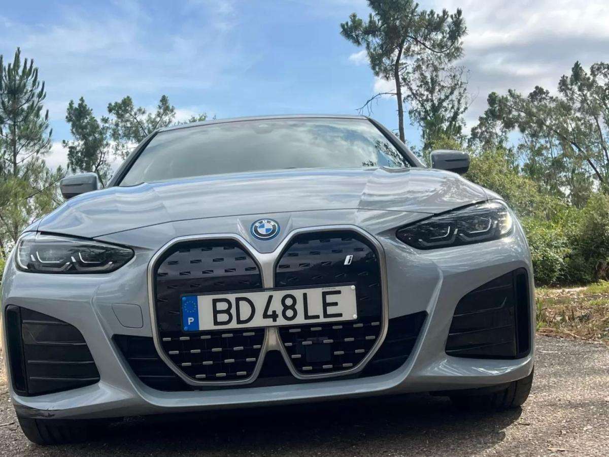bmw-serie-i-2023-eletrico-200cc