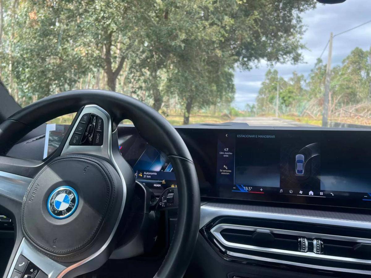 bmw-serie-i-2023-eletrico-200cc