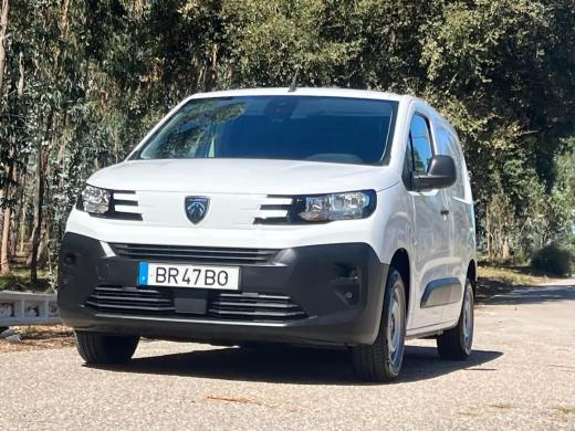 peugeot-partner-2025-diesel-1498cc