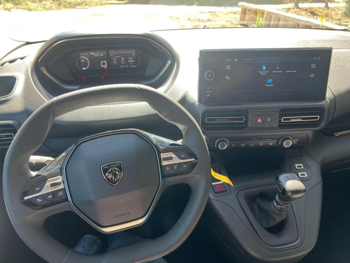 peugeot-partner-2025-diesel-1498cc