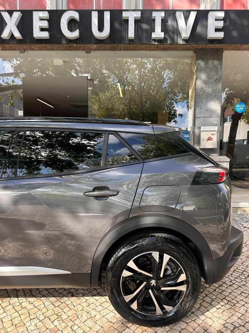 peugeot-2008-2023-gasolina-1199cc