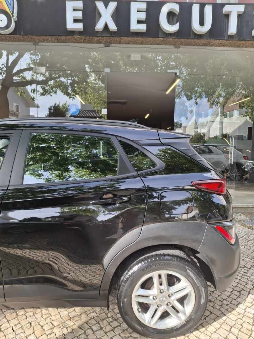 hyundai-kauai-2022-hibrido-1580cc