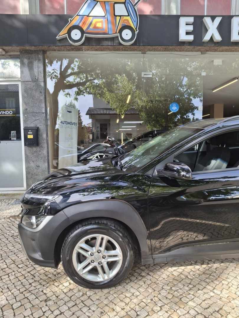 hyundai-kauai-2022-hibrido-1580cc