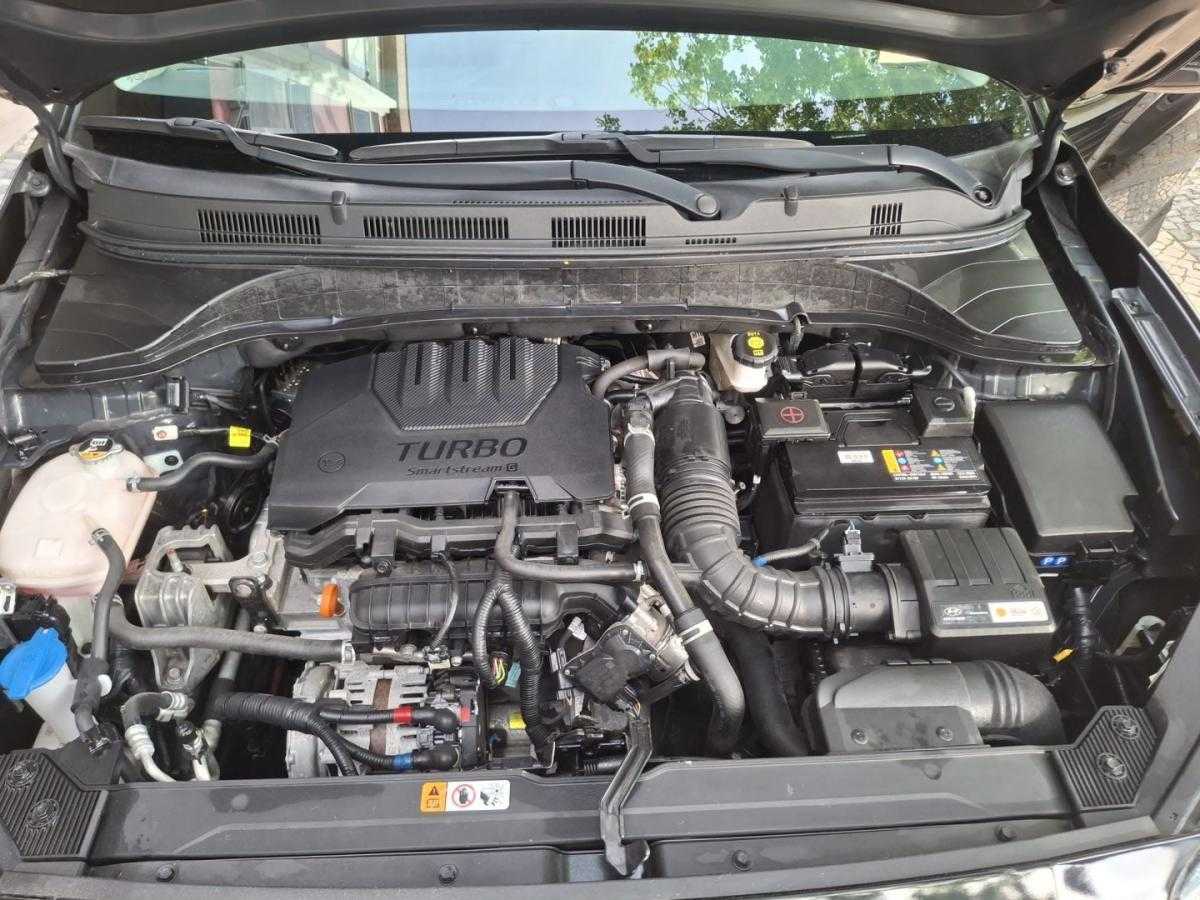 hyundai-kauai-2022-hibrido-1580cc