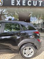 hyundai-kauai-2022-hibrido-1580cc