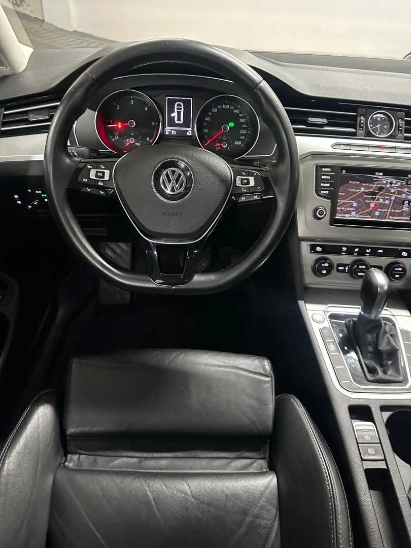 volkswagen-passat-variant-2015-diesel-1968cc