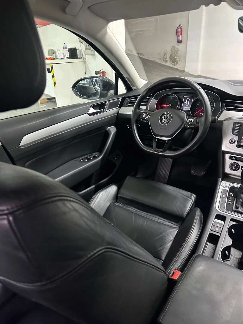 volkswagen-passat-variant-2015-diesel-1968cc