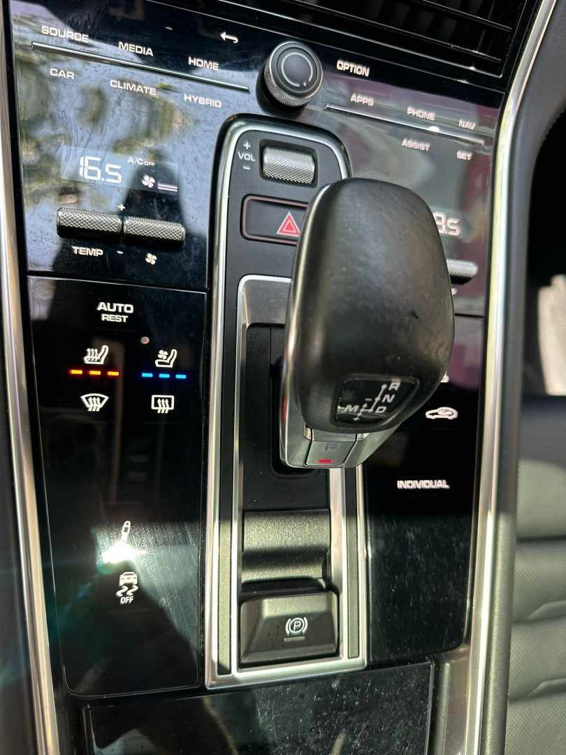 porsche-panamera-sport-turismo-2021-hibrido-2894cc