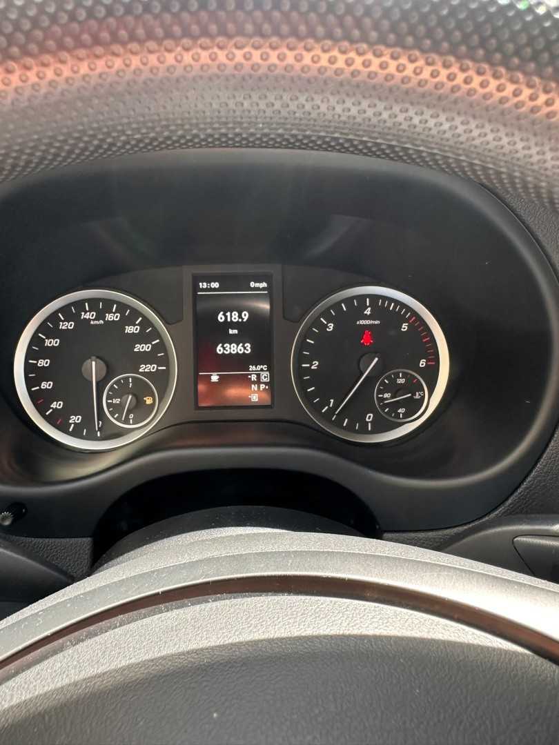mercedes-benz-vito-2021-diesel-1950cc