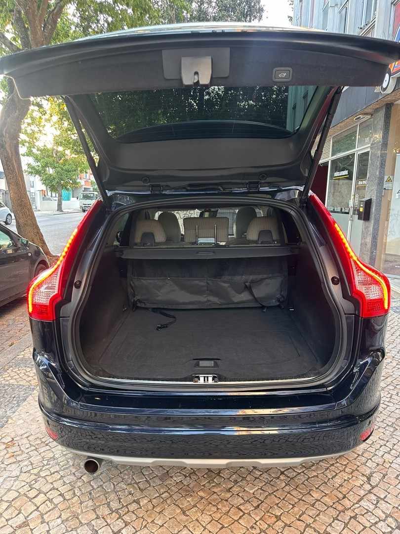 volvo-xc60-2017-diesel-1969cc