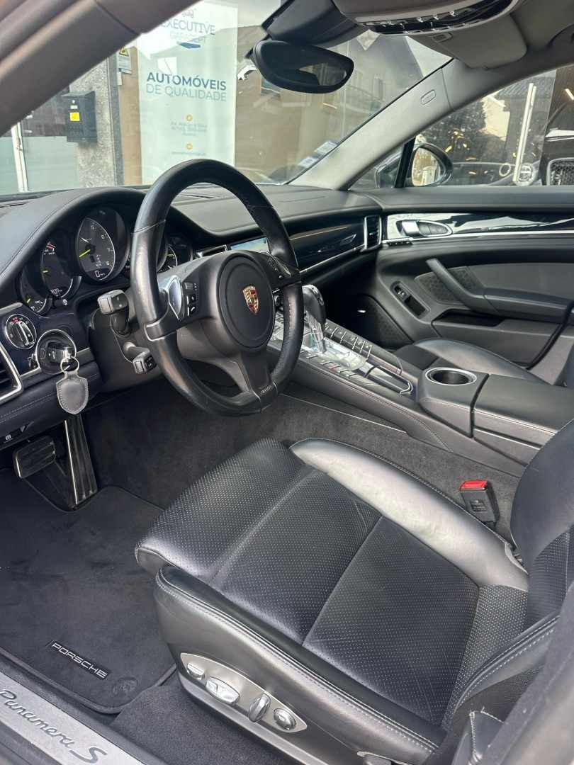 porsche-panamera-2015-hibrido-2995cc