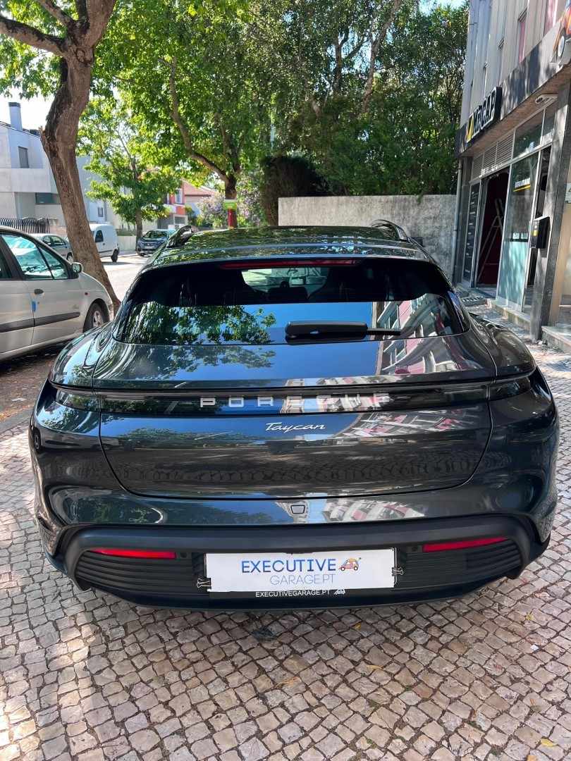 porsche-taycan-2022-eletrico-0cc