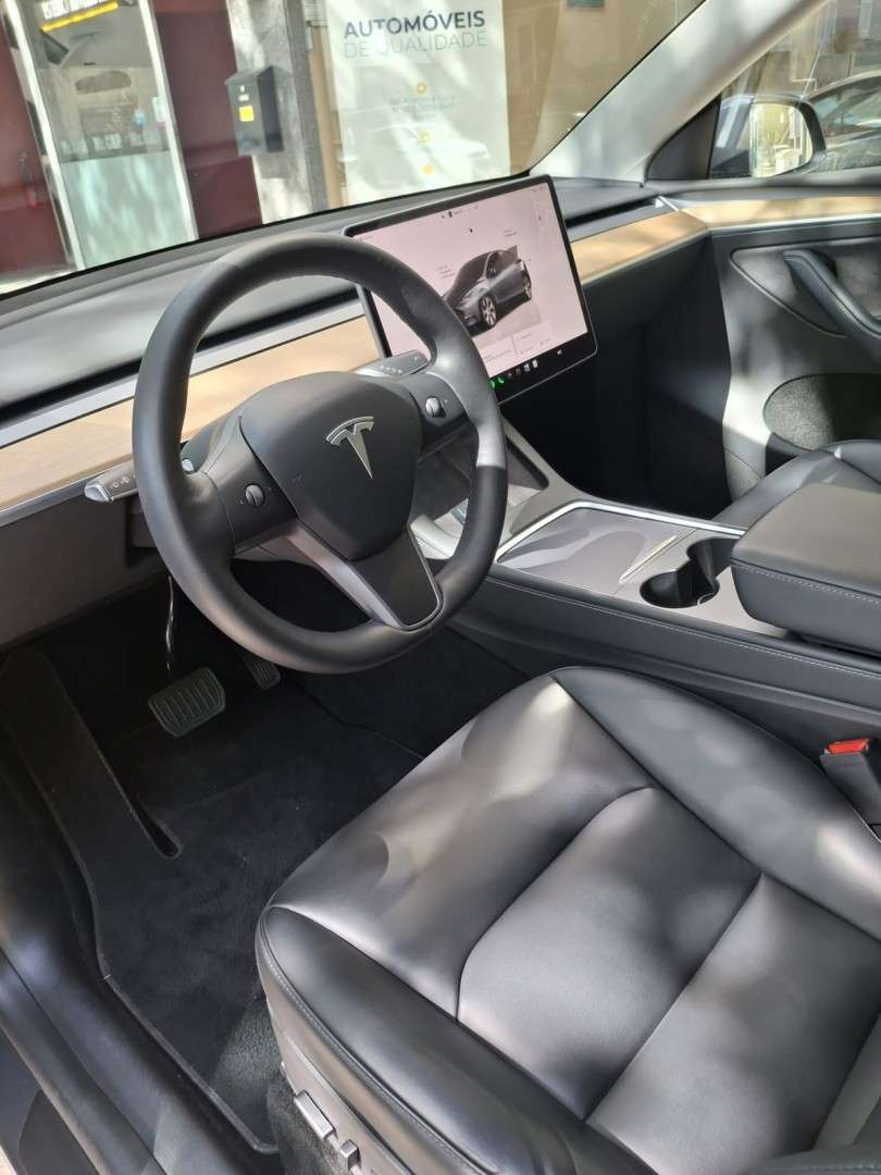 tesla-model-y-2022-eletrico-0cc