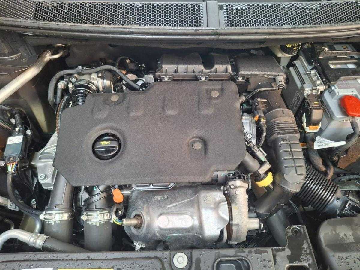 peugeot-3008-2018-diesel-1499cc