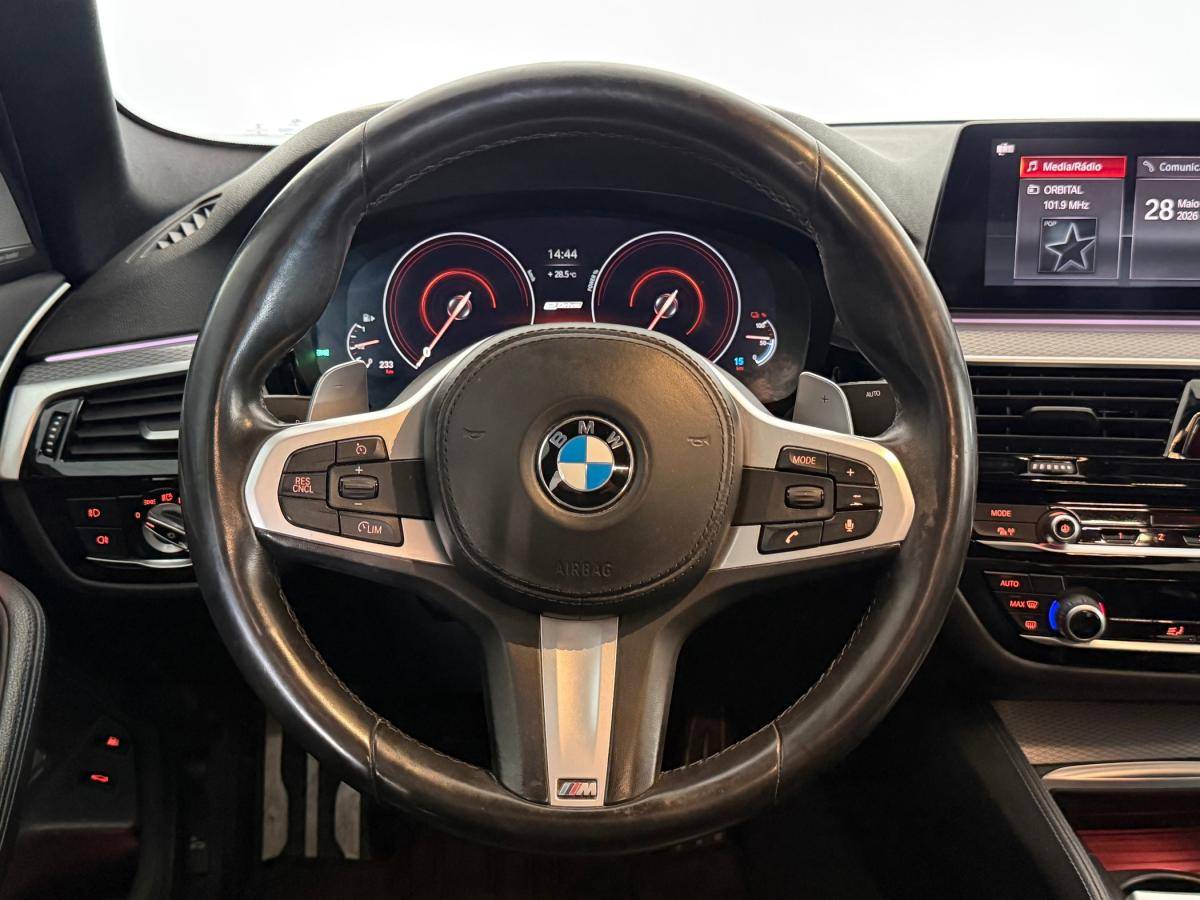 bmw-serie-5-2019-hibrido-a-gasolina-1998cc
