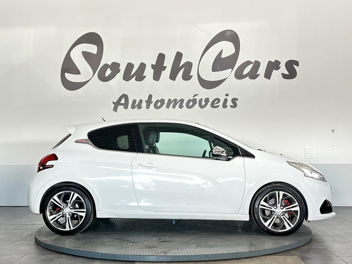 peugeot-208-2016-gasolina-1598cc