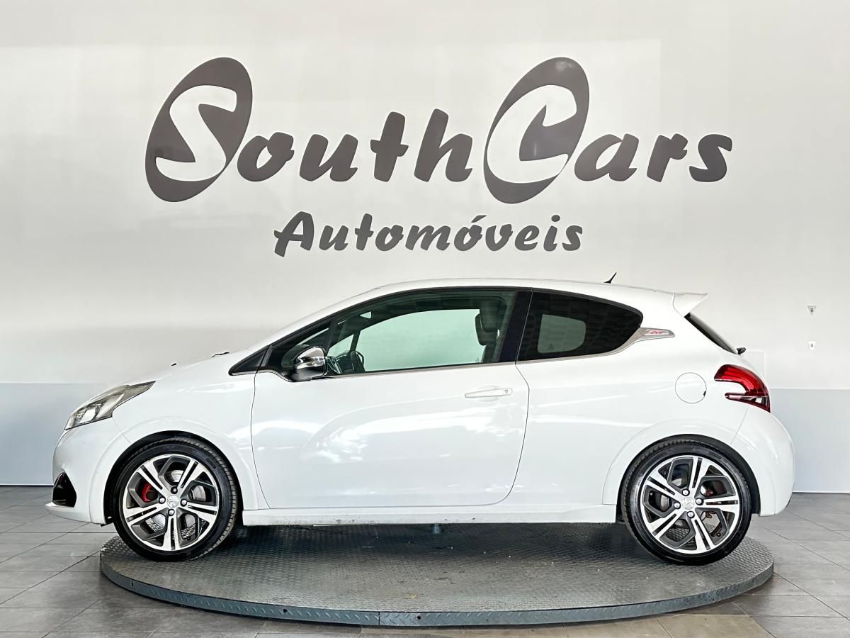 peugeot-208-2016-gasolina-1598cc