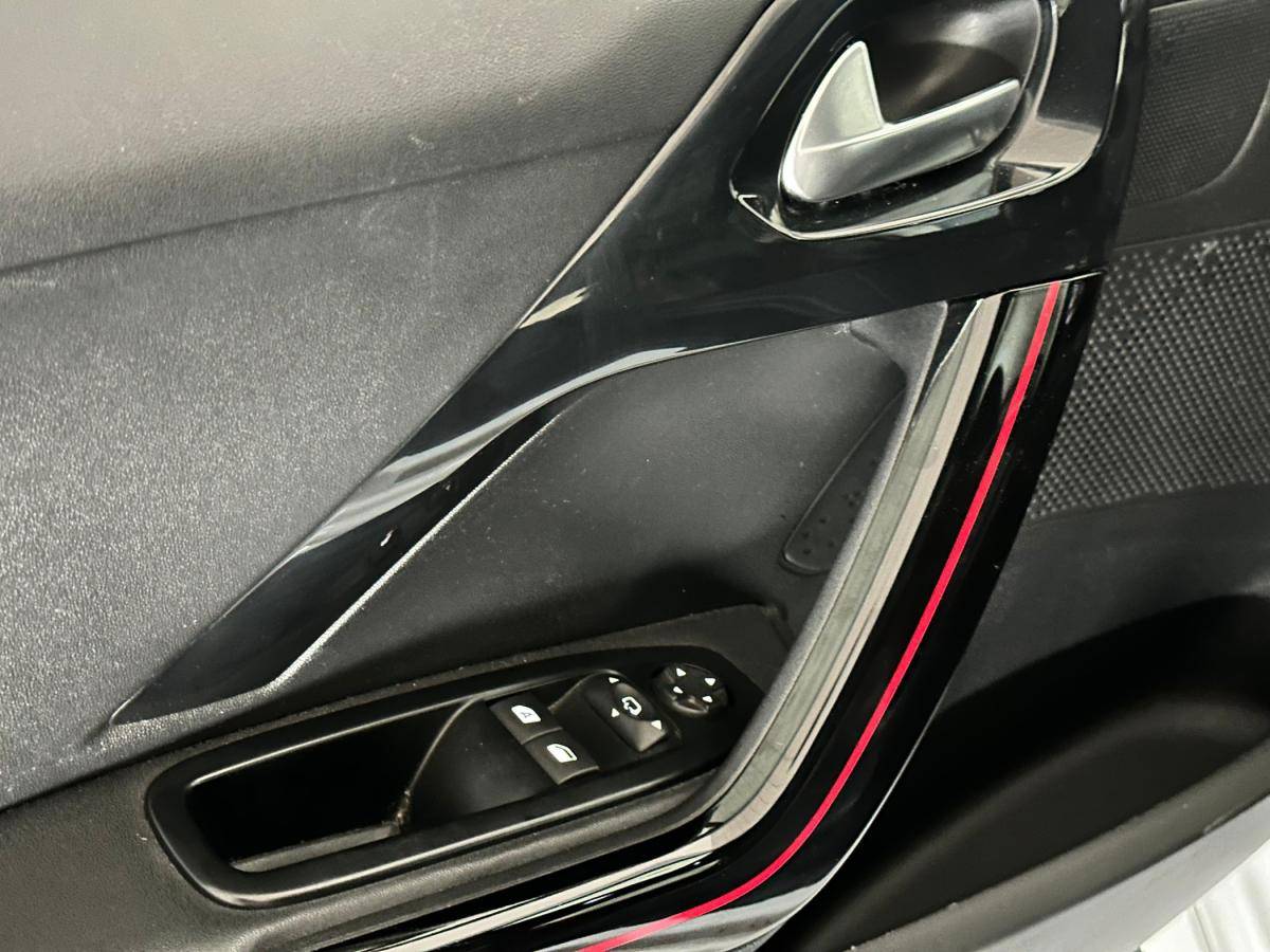 peugeot-208-2016-gasolina-1598cc