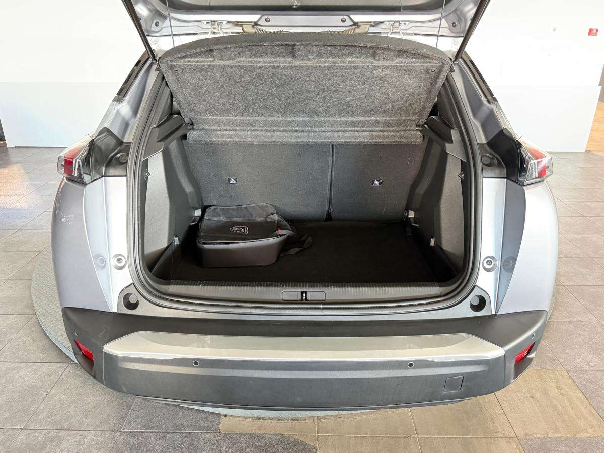 peugeot-2008-2023-eletrico-0cc