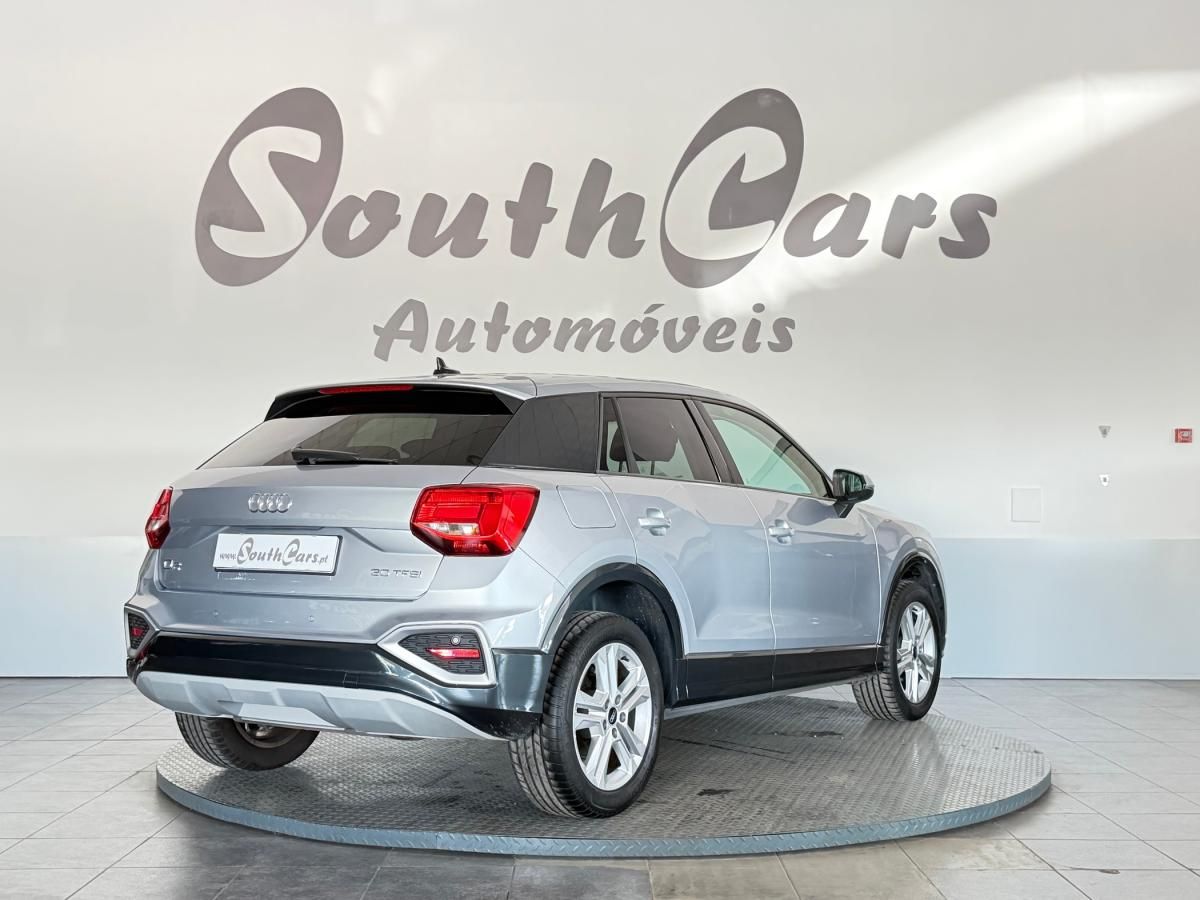 audi-q2-2022-gasolina-999cc