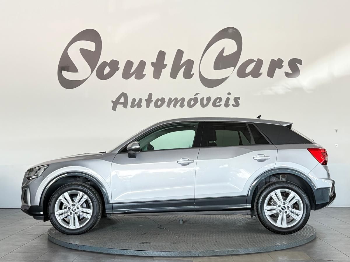 audi-q2-2022-gasolina-999cc