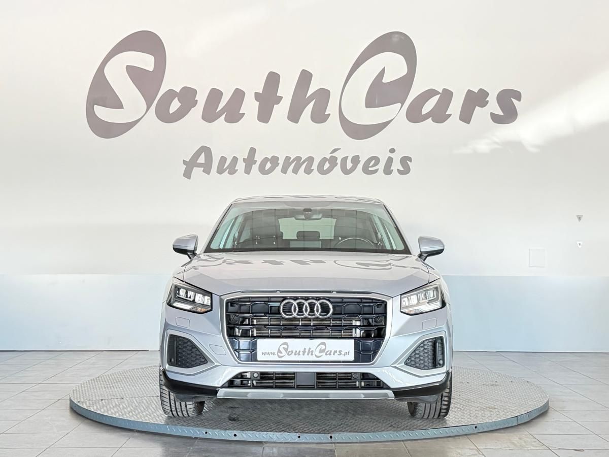 audi-q2-2022-gasolina-999cc