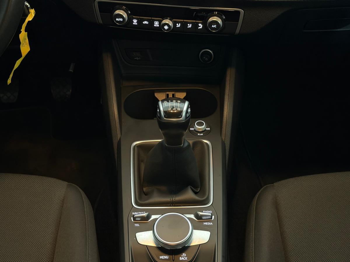 audi-q2-2022-gasolina-999cc