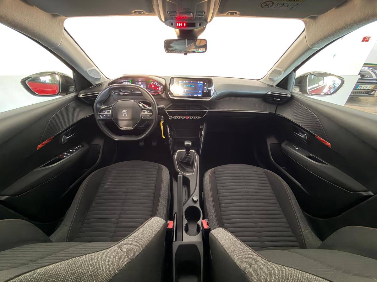 peugeot-208-2022-gasolina-1199cc