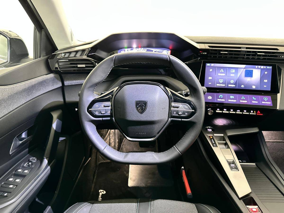 peugeot-408-2025-gasolina-1199cc