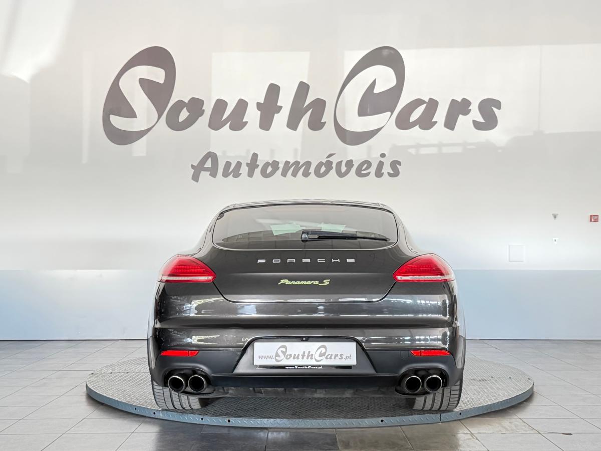 porsche-panamera-2014-hibrido-a-gasolina-2995cc