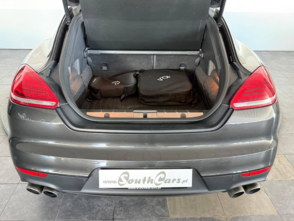 porsche-panamera-2014-hibrido-a-gasolina-2995cc