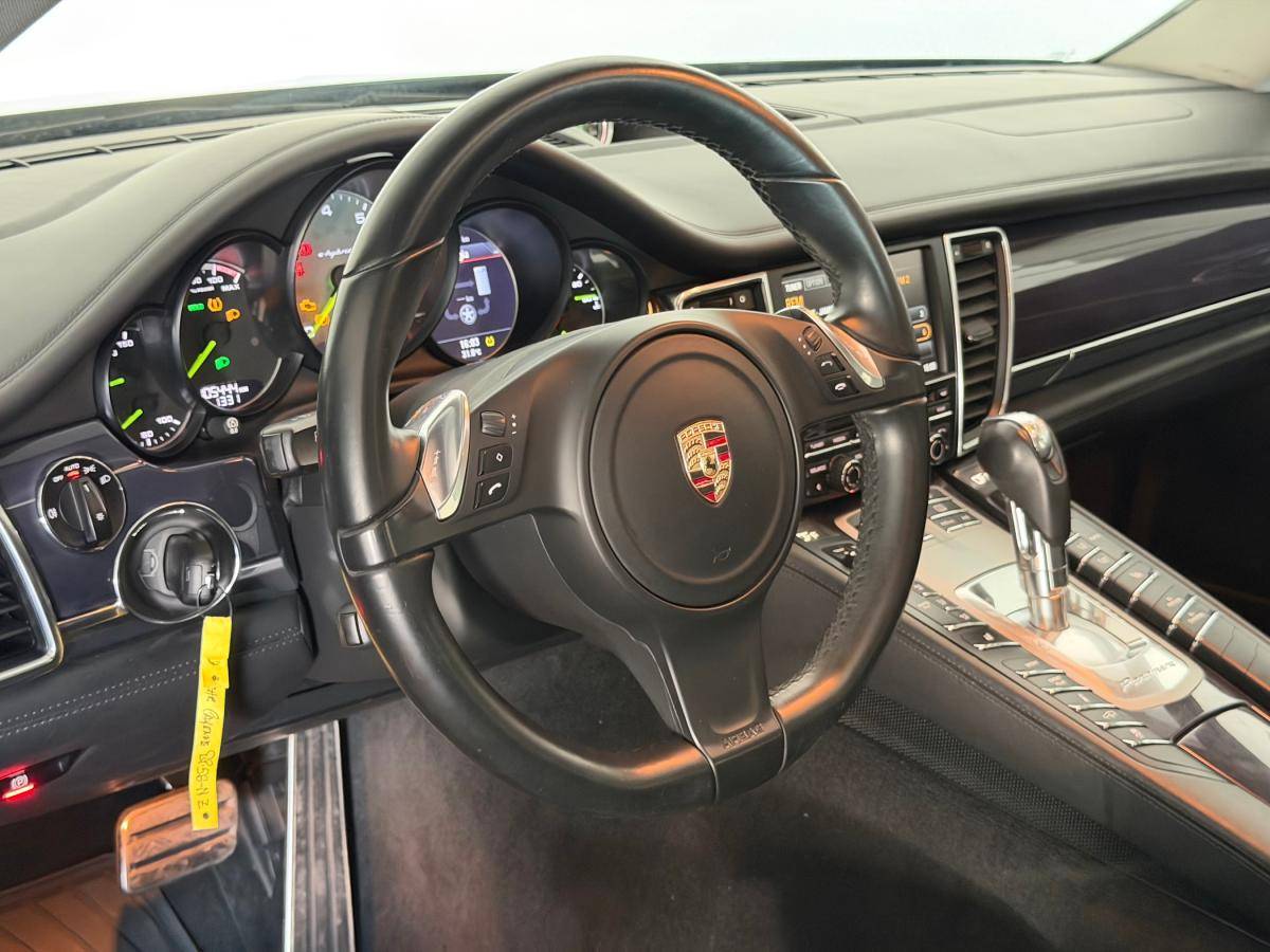 porsche-panamera-2014-hibrido-a-gasolina-2995cc