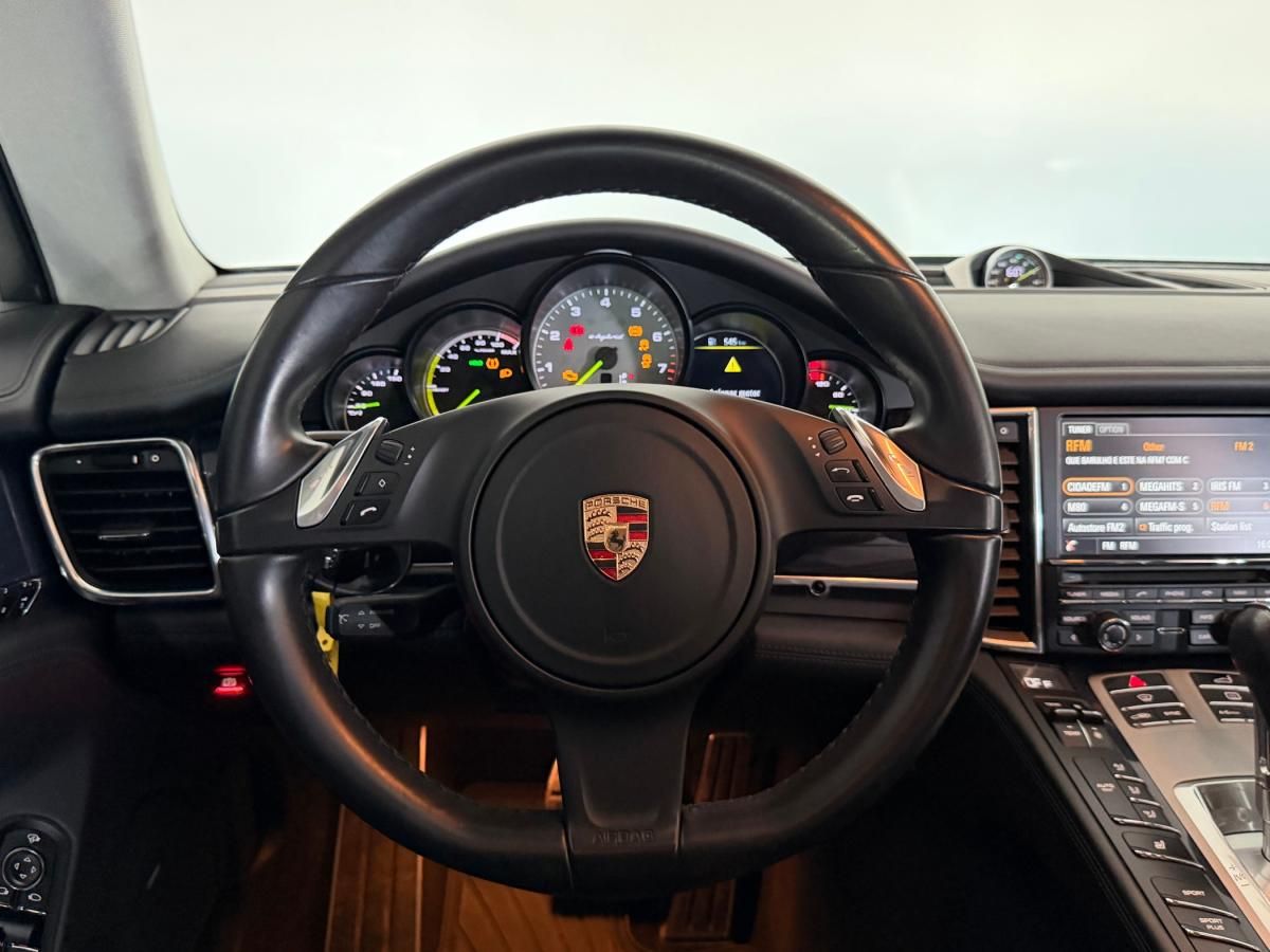 porsche-panamera-2014-hibrido-a-gasolina-2995cc