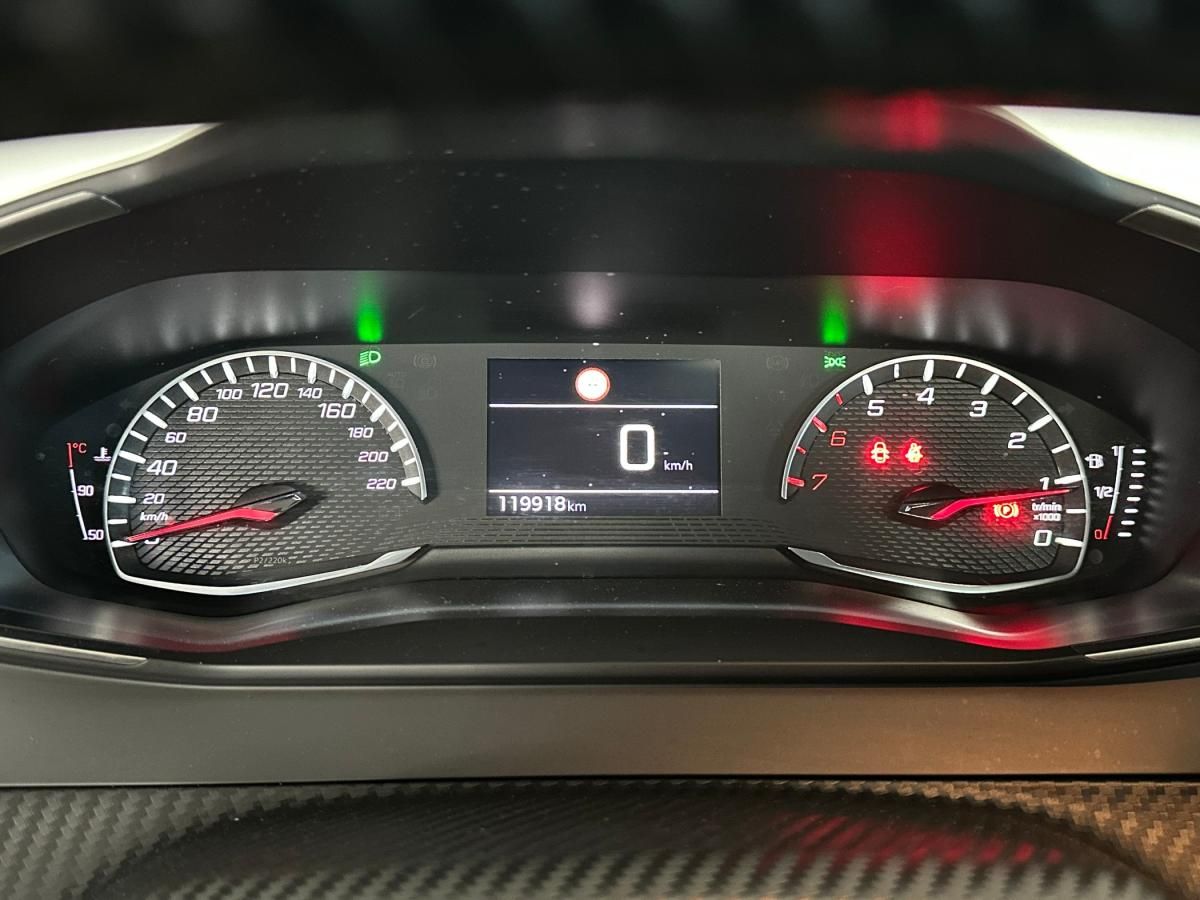 peugeot-2008-2020-diesel-1560cc