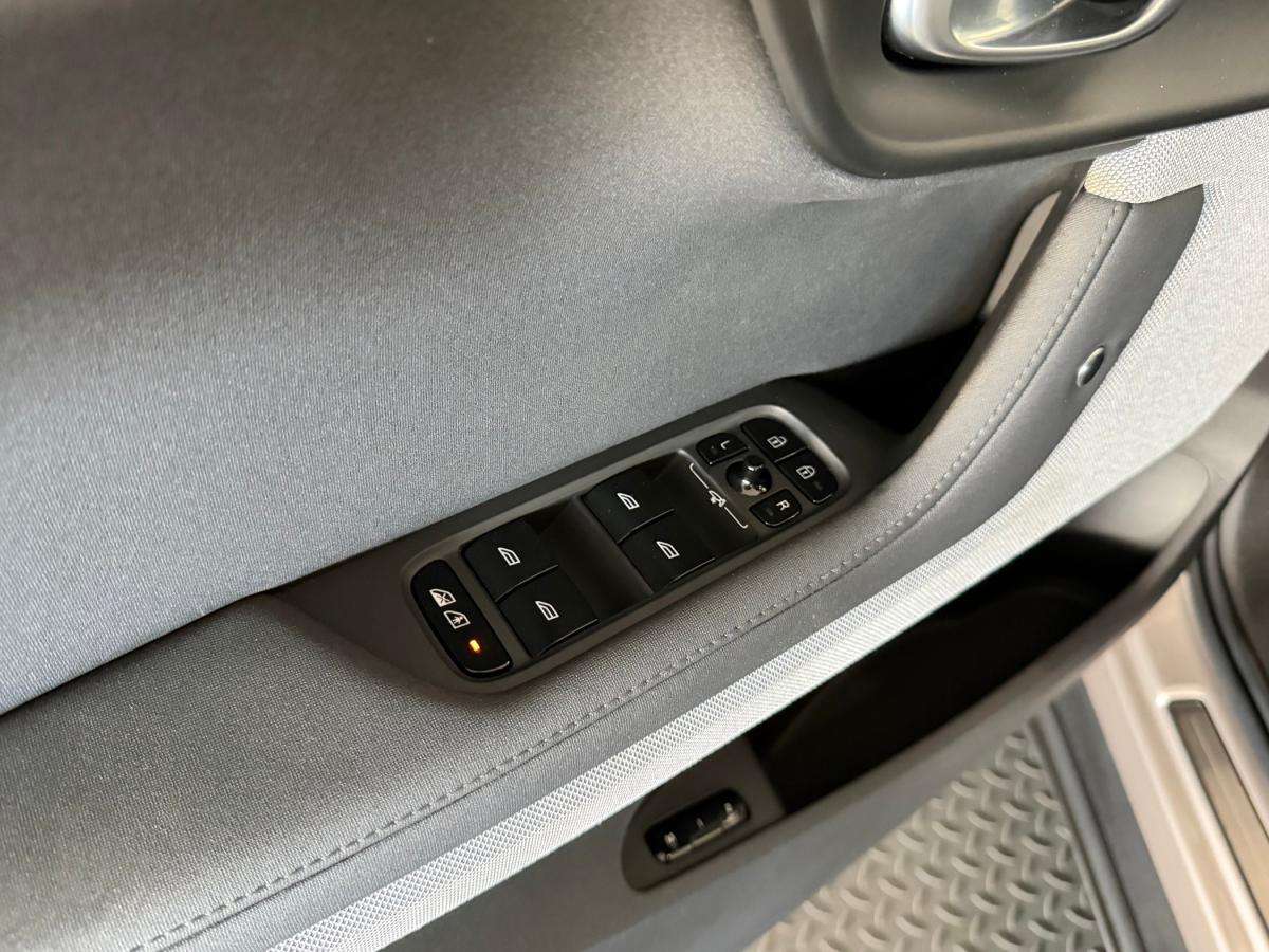 polestar-2-2022-eletrico-500cc